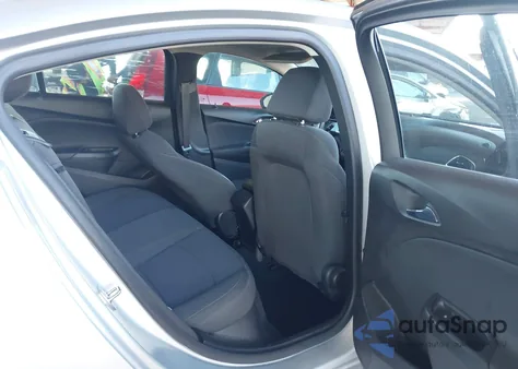 2017 Chevrolet Cruze Ls Auto z USA, uszkodzony, nr VIN 1G1BC5SM5H7177782